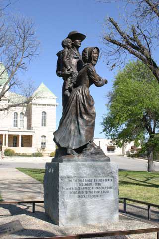Ozona Chamber
